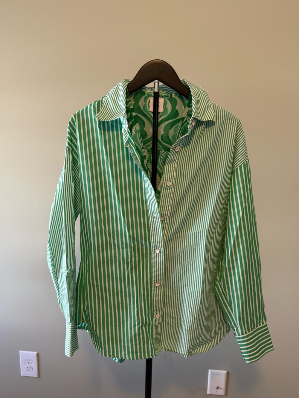 EUC Set by CAbi Green White Stripe Button-Down (Sz S) w Sleeveless Shell (Sz M)
